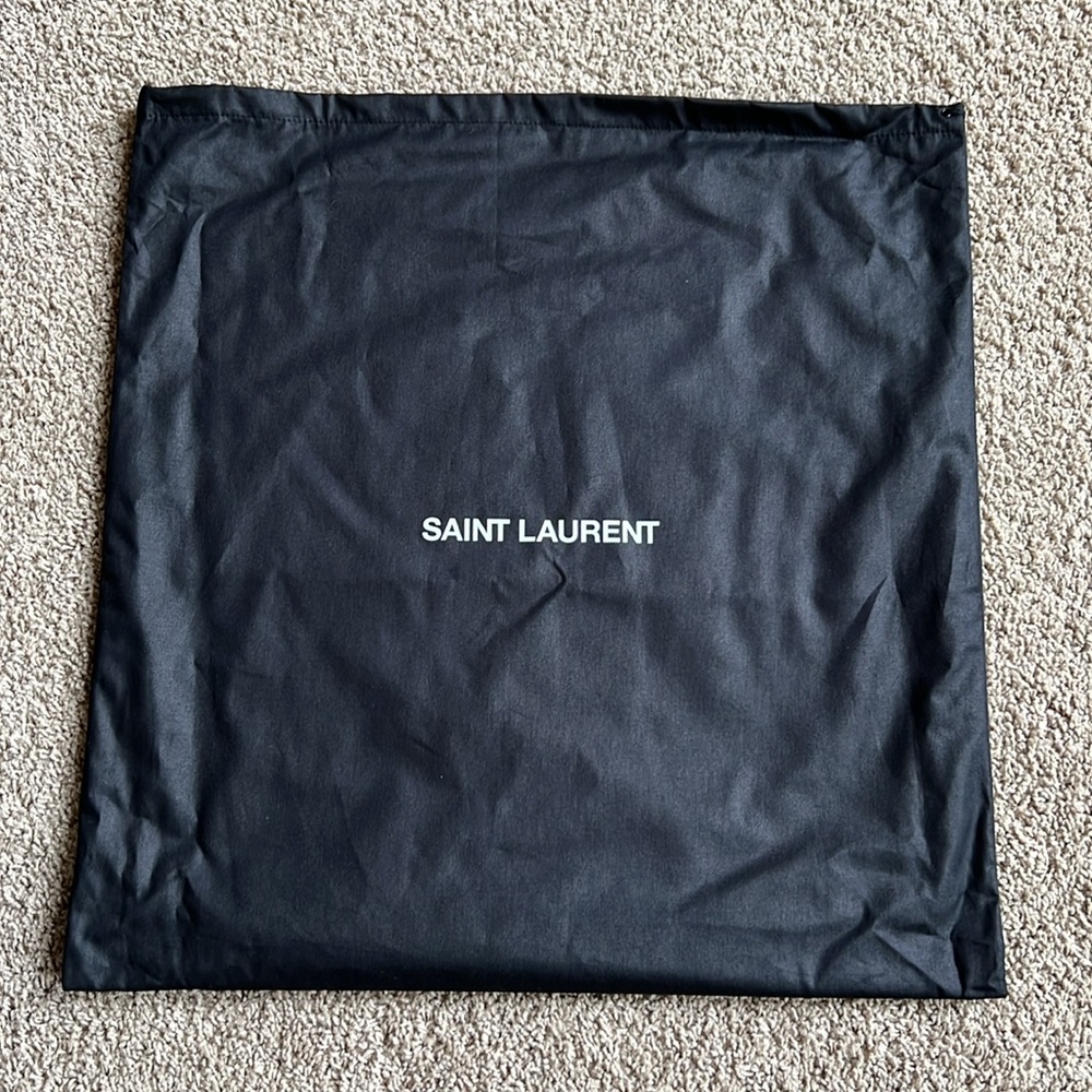 🔥 YSL 2024 Oxalis Crochet Tote - Picture 5 of 8